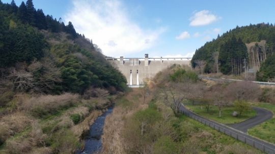 最後のダム巡り県内最大の小山ダム01