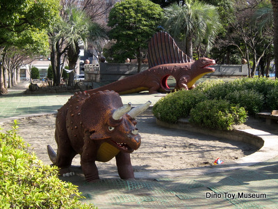 西葛西の江戸川区総合レクリエーション公園の恐竜たち