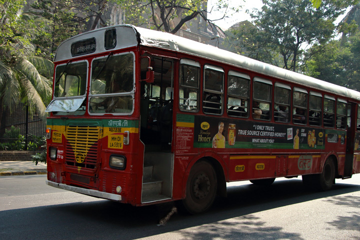 171125_Mumbai-Bus.jpg